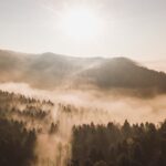gory we mgle wschod slonca podkarpackie mini